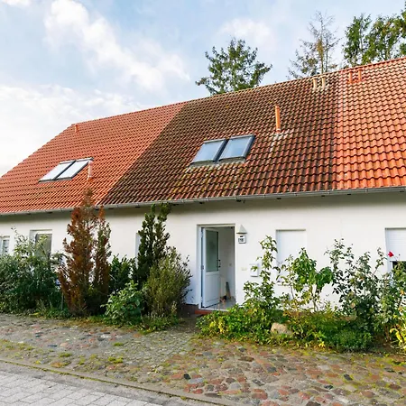 Moeller-1 By Interhome Apartmán *